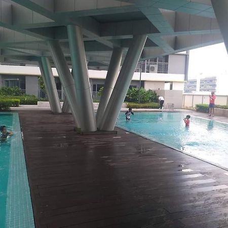 One Bedroom Condo Unit Fame Residences Manilla Buitenkant foto