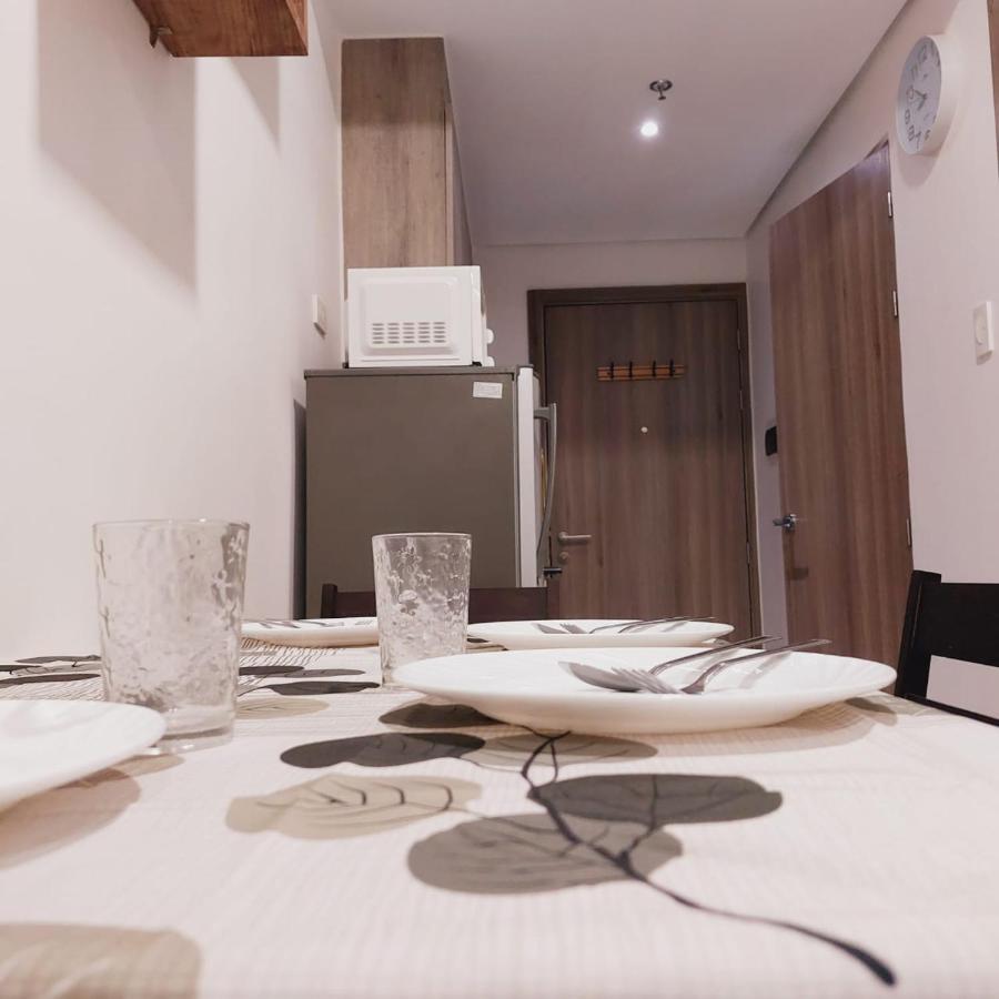 One Bedroom Condo Unit Fame Residences Manilla Buitenkant foto