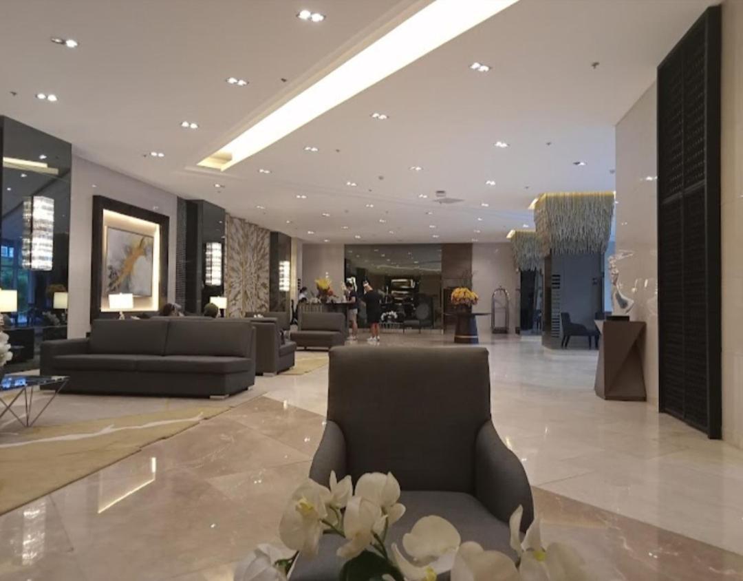 One Bedroom Condo Unit Fame Residences Manilla Buitenkant foto