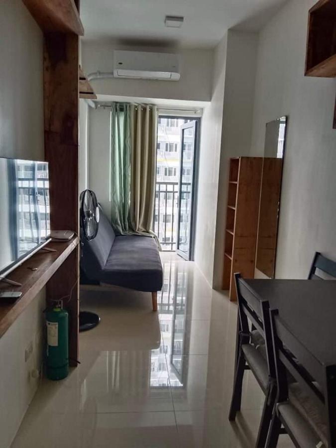 One Bedroom Condo Unit Fame Residences Manilla Buitenkant foto