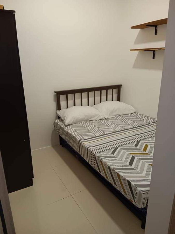 One Bedroom Condo Unit Fame Residences Manilla Buitenkant foto