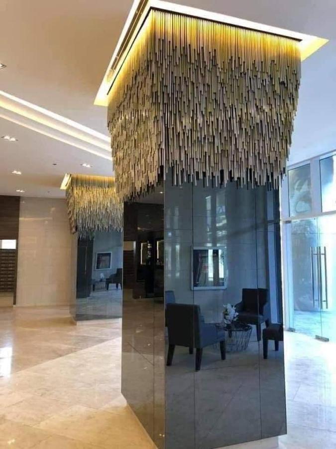 One Bedroom Condo Unit Fame Residences Manilla Buitenkant foto